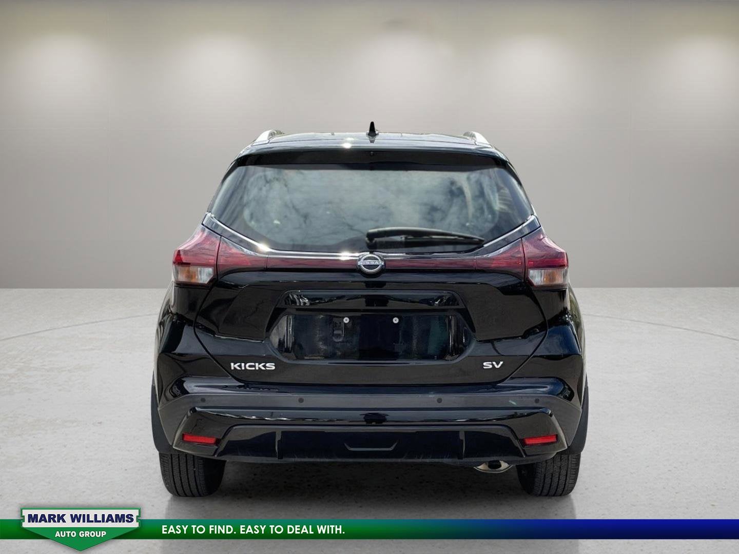 2023 Nissan Kicks SV