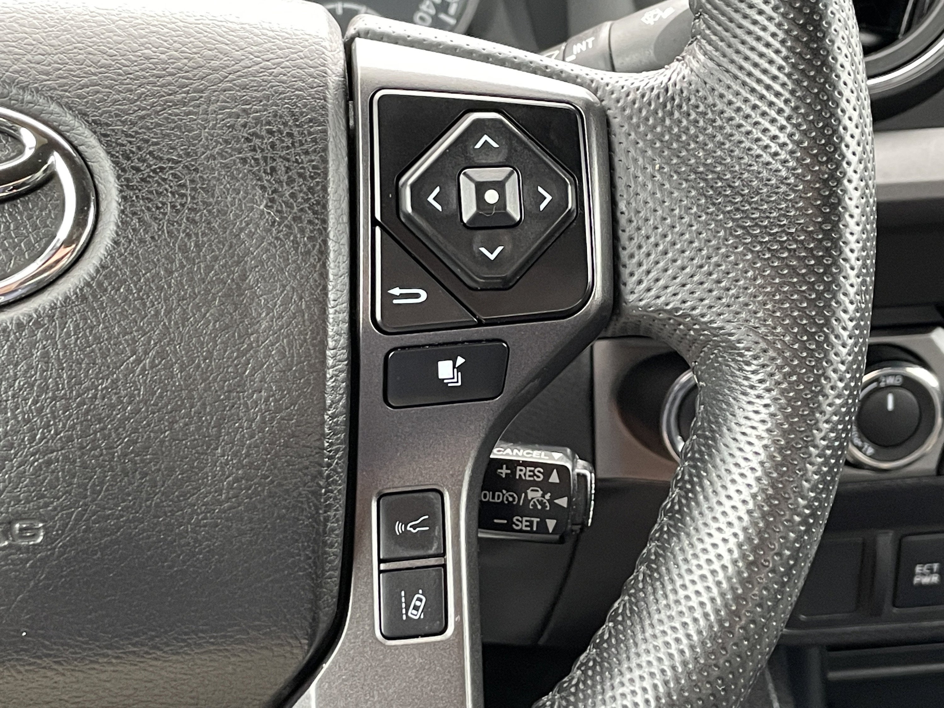 2022 Toyota Tacoma TRD Sport V6