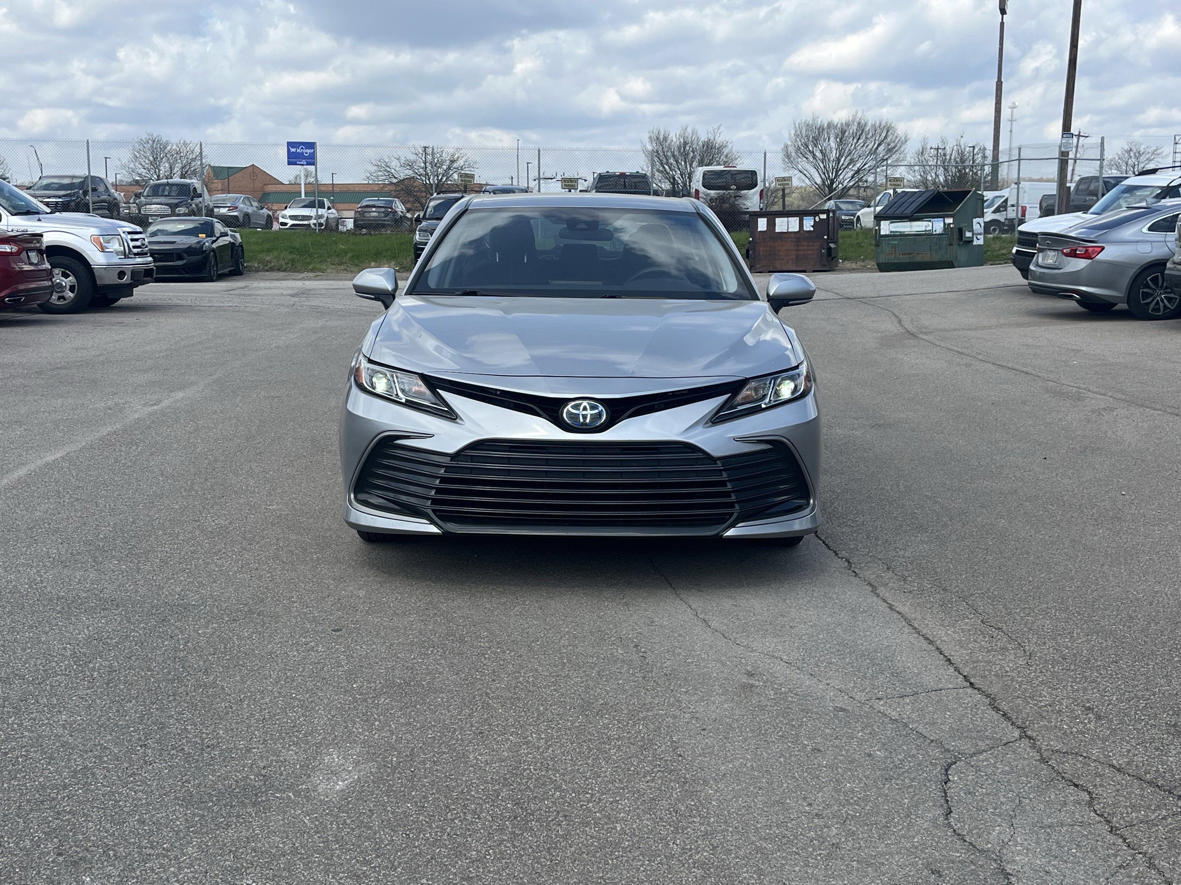 2024 Toyota Camry Hybrid LE