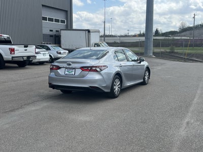 2024 Toyota Camry Hybrid LE