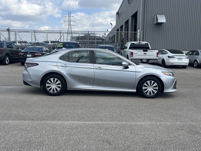 2024 Toyota Camry Hybrid LE