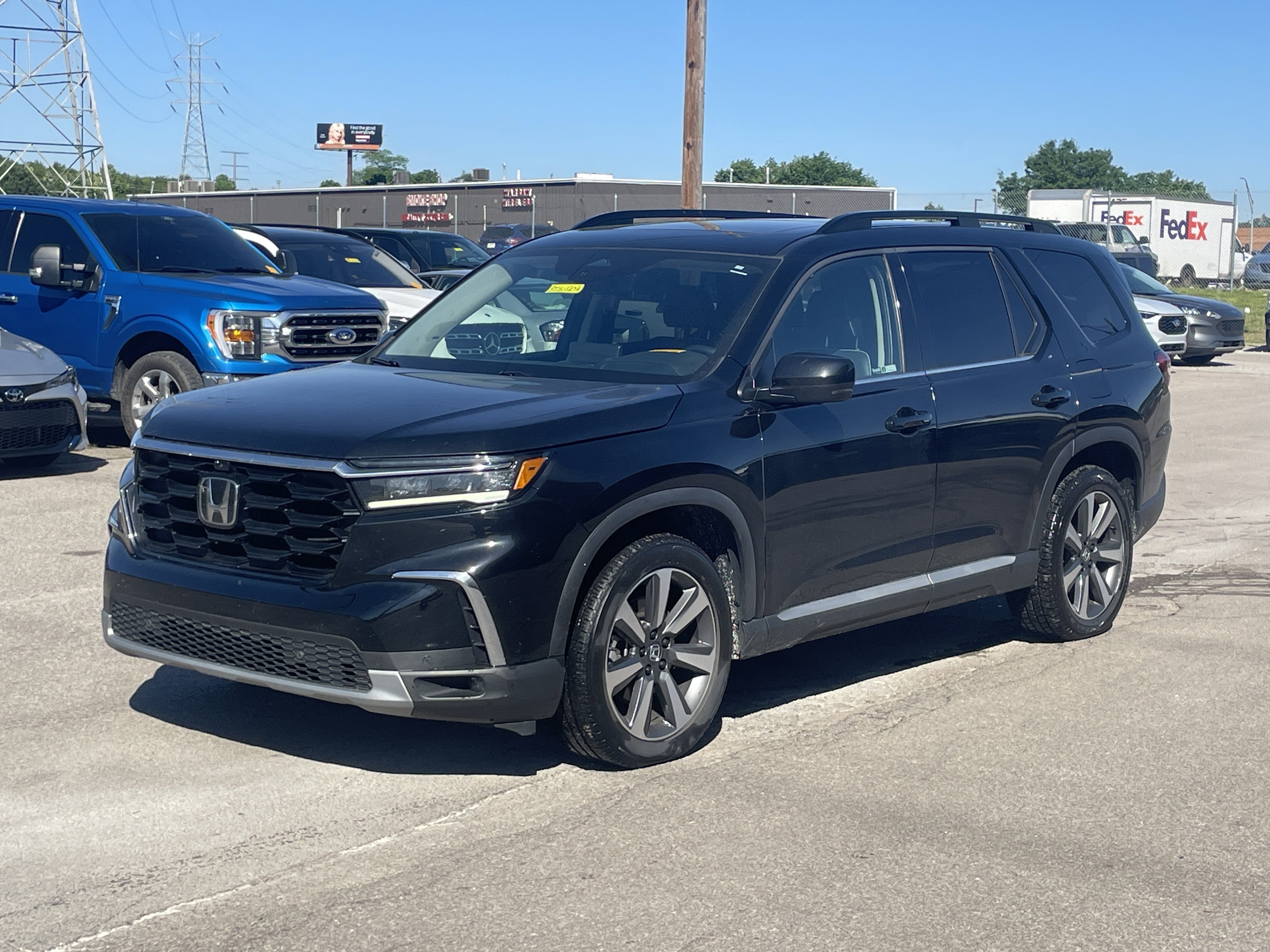 2023 Honda Pilot Elite