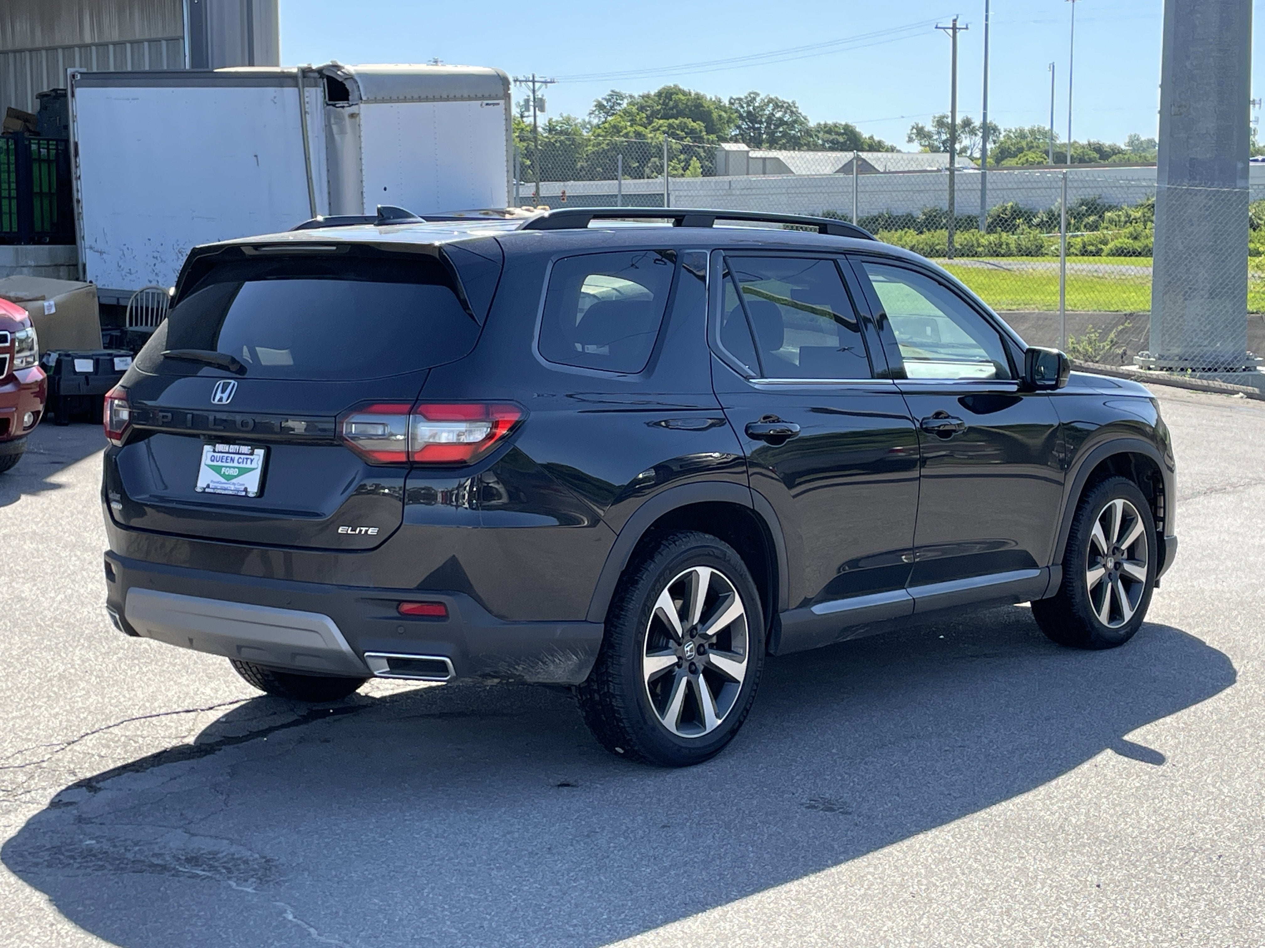 2023 Honda Pilot Elite