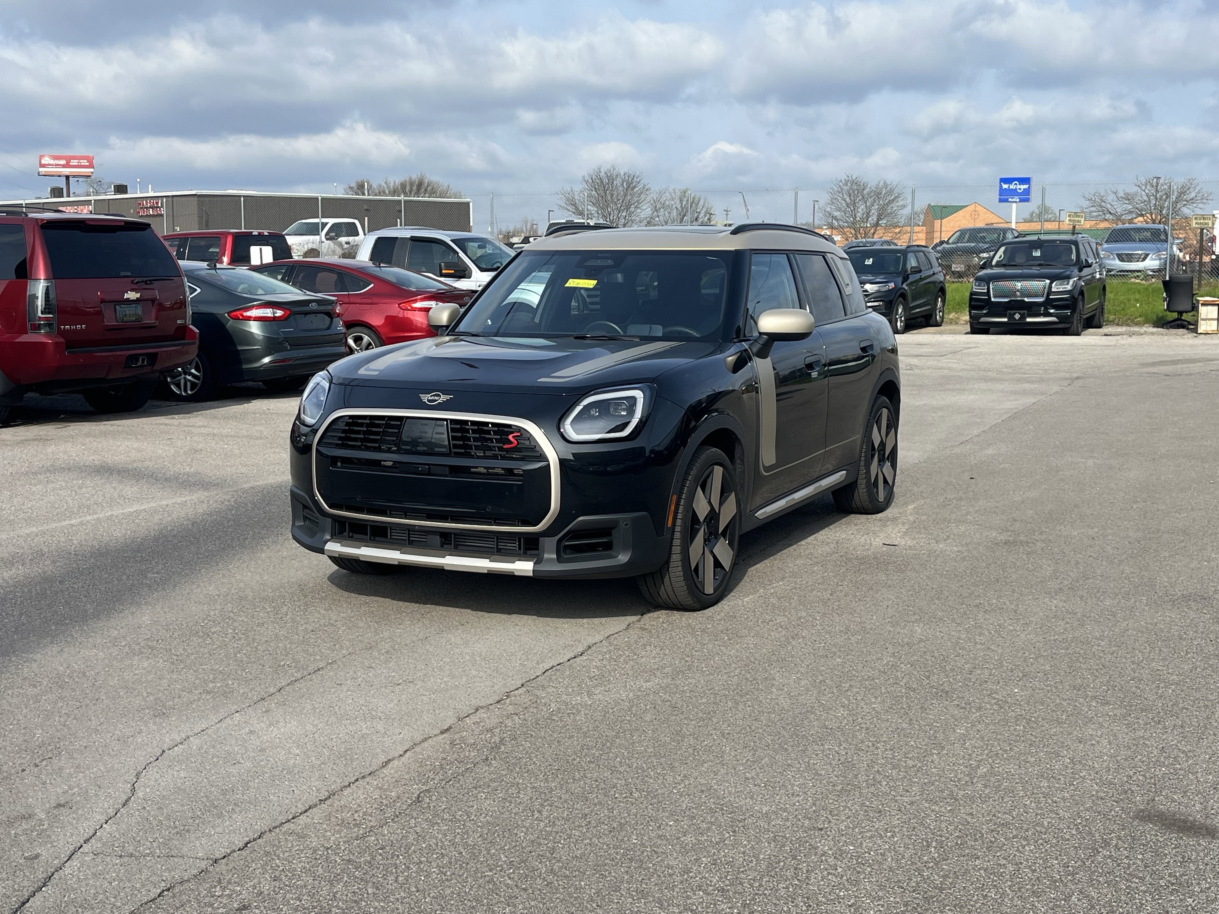 2025 MINI Cooper S Countryman Iconic