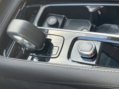 2023 Volvo XC90 Recharge Plug-In Hybrid T8 Plus Dark Theme 7 Passenger