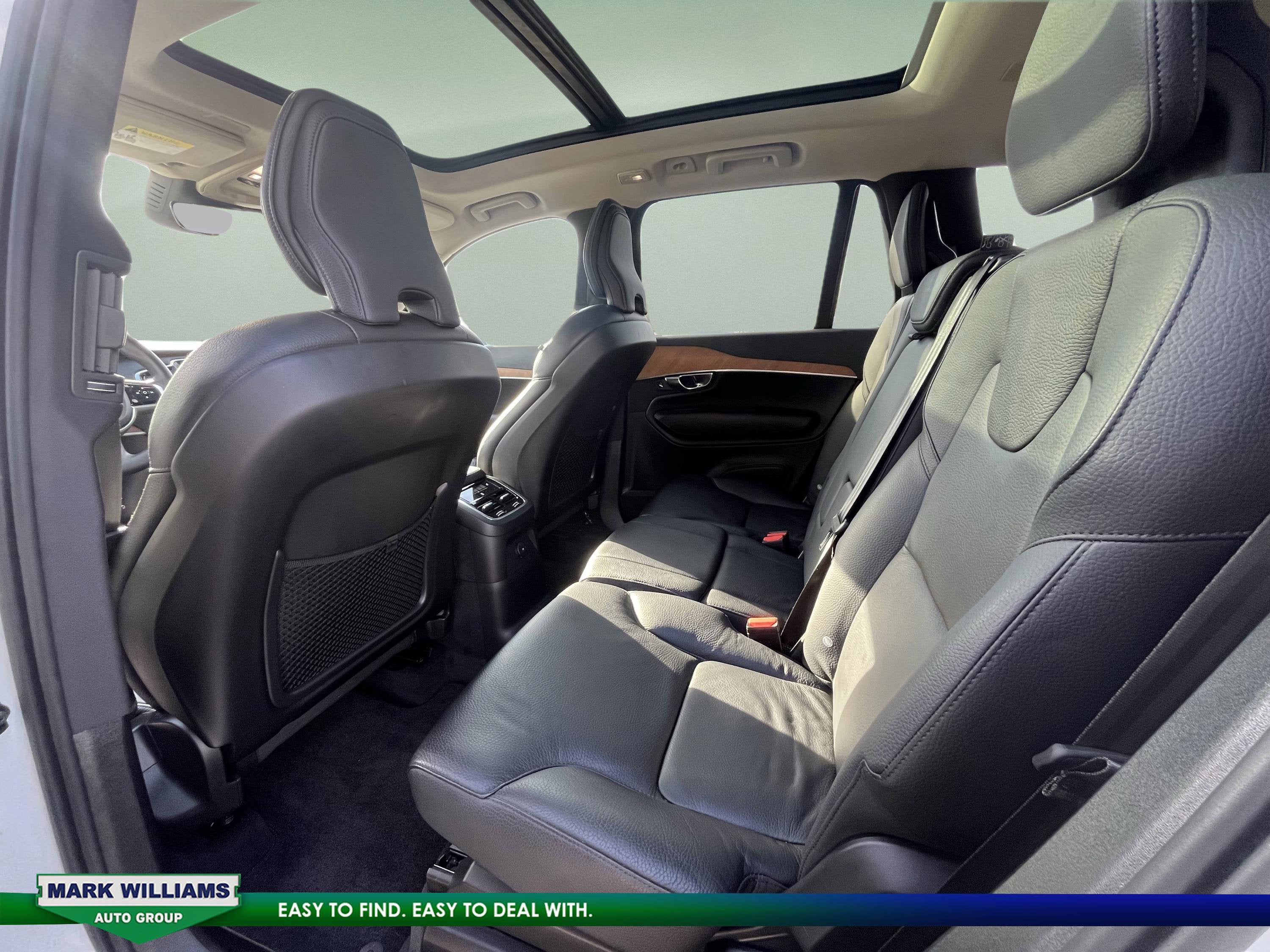 2023 Volvo XC90 Recharge Plug-In Hybrid T8 Plus Dark Theme 7 Passenger